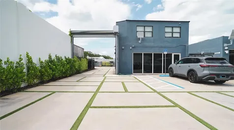 530 NW 54th Street Miami FL 33127