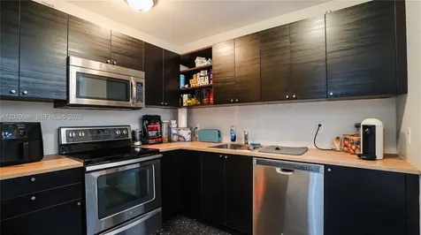530 NW 54th Street Miami FL 33127