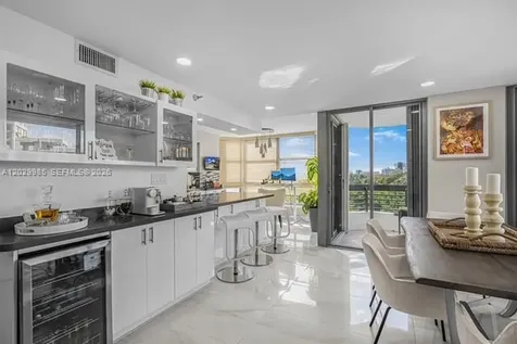 3500 Mystic Pointe Drive Aventura FL 33180
