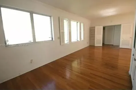 3921 N Meridian Avenue Miami Beach FL 33140