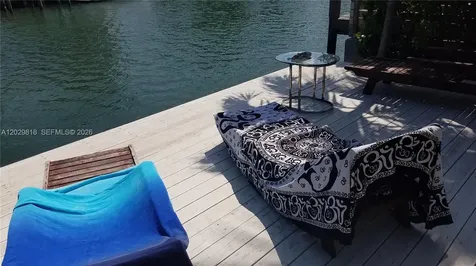 3921 N Meridian Avenue Miami Beach FL 33140