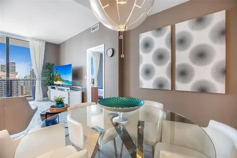 45 SW 9th Street Miami FL 33130