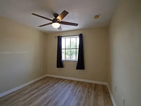 1904 SW 60th Avenue North Lauderdale FL 33068