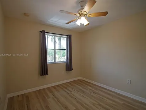 1904 SW 60th Avenue North Lauderdale FL 33068