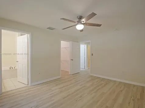 1904 SW 60th Avenue North Lauderdale FL 33068