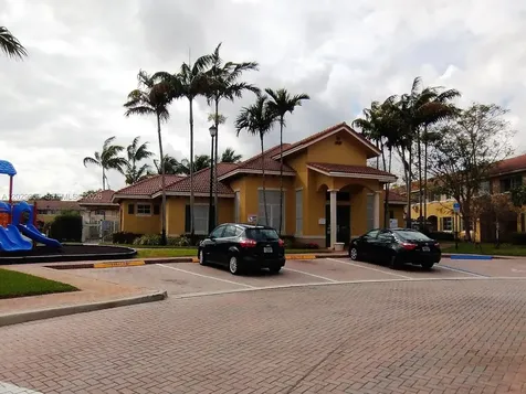 1904 SW 60th Avenue North Lauderdale FL 33068