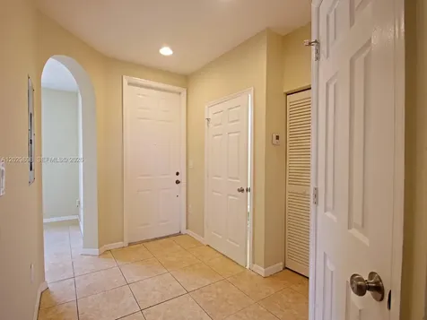 1904 SW 60th Avenue North Lauderdale FL 33068
