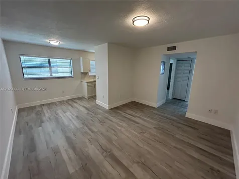 5960 W 25th Court Hialeah FL 33016