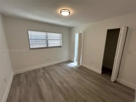 5960 W 25th Court Hialeah FL 33016
