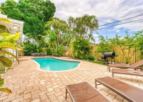 1840 NE 59th Court Fort Lauderdale FL 33308