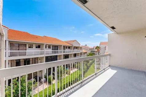 21388 Marina Cove Circle Aventura FL 33180