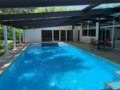 Pinecrest FL 33156