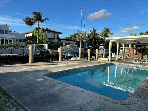 1161 NE 86th Street Miami FL 33138