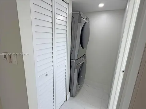 1331 SW 124th Court Miami FL 33184