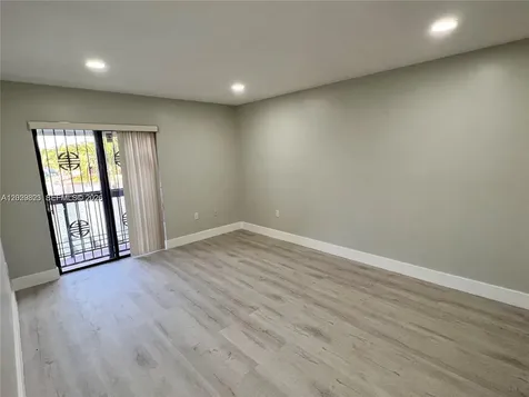 1331 SW 124th Court Miami FL 33184