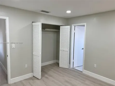 1331 SW 124th Court Miami FL 33184