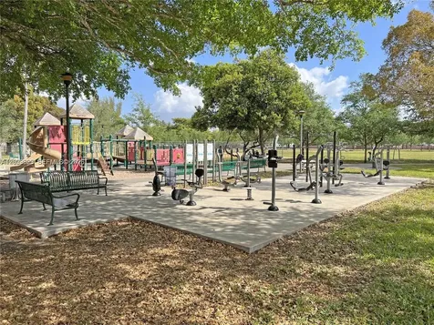 1331 SW 124th Court Miami FL 33184