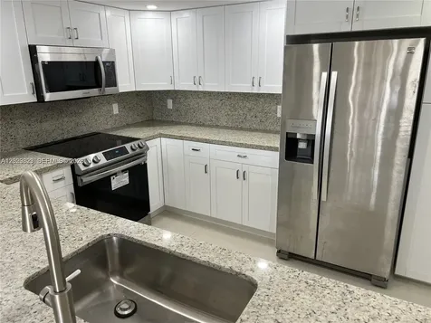 1331 SW 124th Court Miami FL 33184