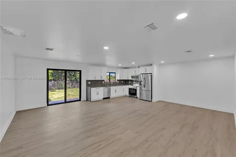 1804 SW 99th Terrace Miramar FL 33025