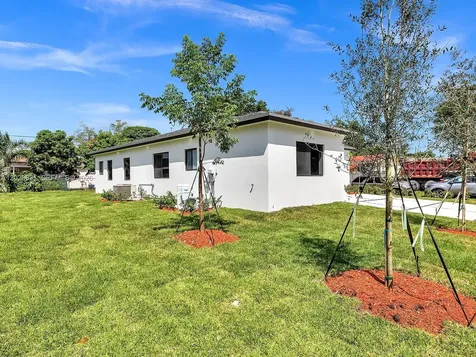 1804 SW 99th Terrace Miramar FL 33025