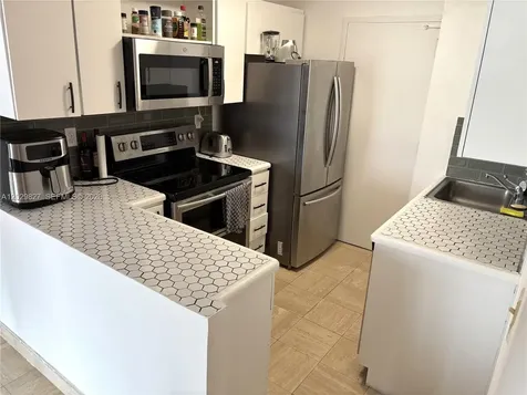 11111 Biscayne Boulevard Miami FL 33181