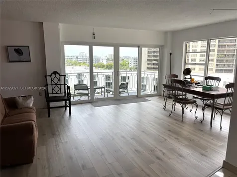 11111 Biscayne Boulevard Miami FL 33181