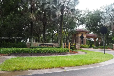 2750 E Jockey Circle E Davie FL 33330