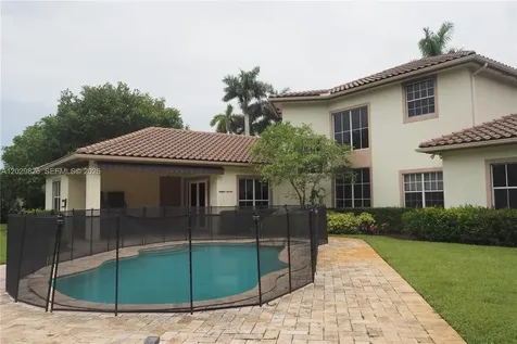 2750 E Jockey Circle E Davie FL 33330