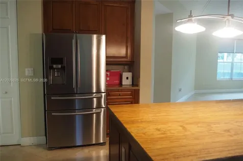2750 E Jockey Circle E Davie FL 33330