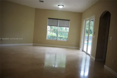 2750 E Jockey Circle E Davie FL 33330