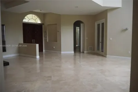 2750 E Jockey Circle E Davie FL 33330