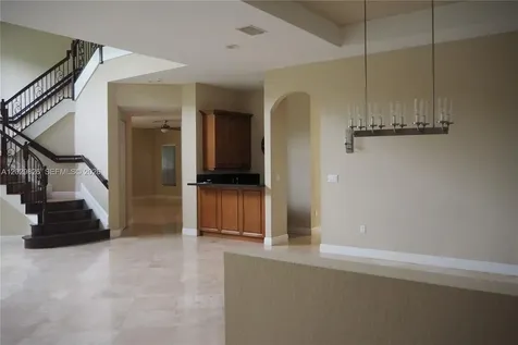 2750 E Jockey Circle E Davie FL 33330