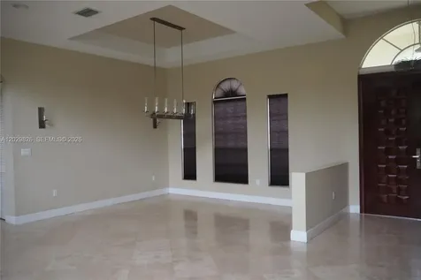 2750 E Jockey Circle E Davie FL 33330