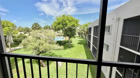 8045 SW 107th Avenue Miami FL 33173