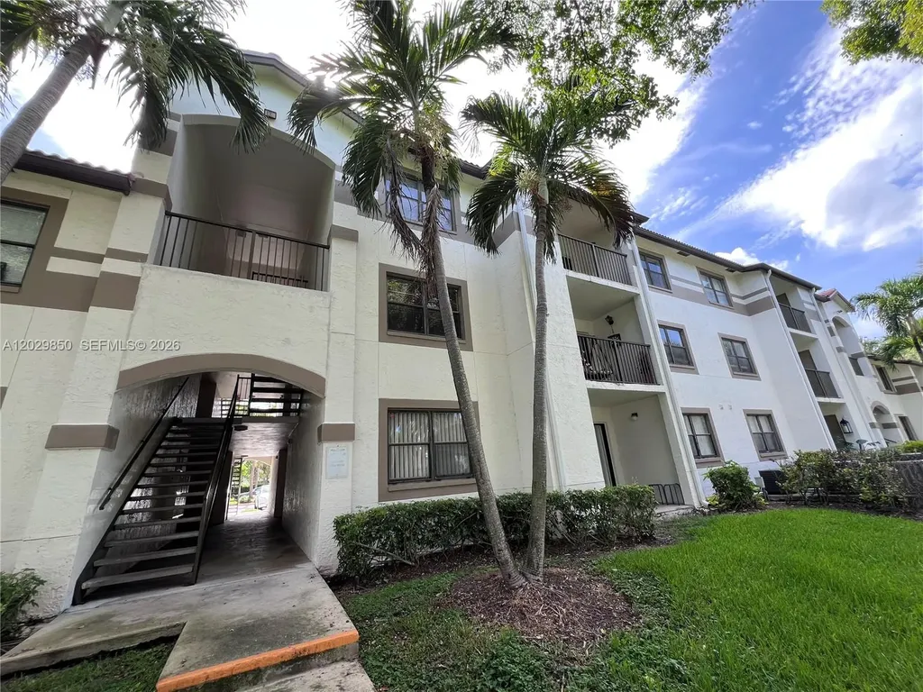 640 S Park Road Hollywood FL 33021