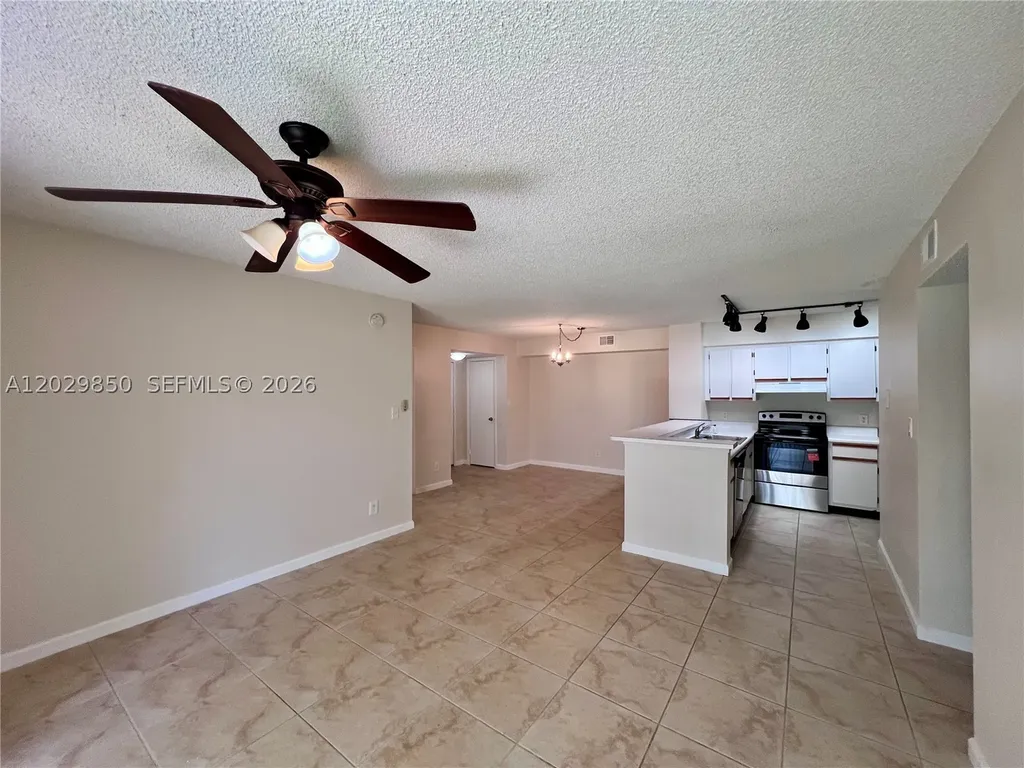 640 S Park Road Hollywood FL 33021