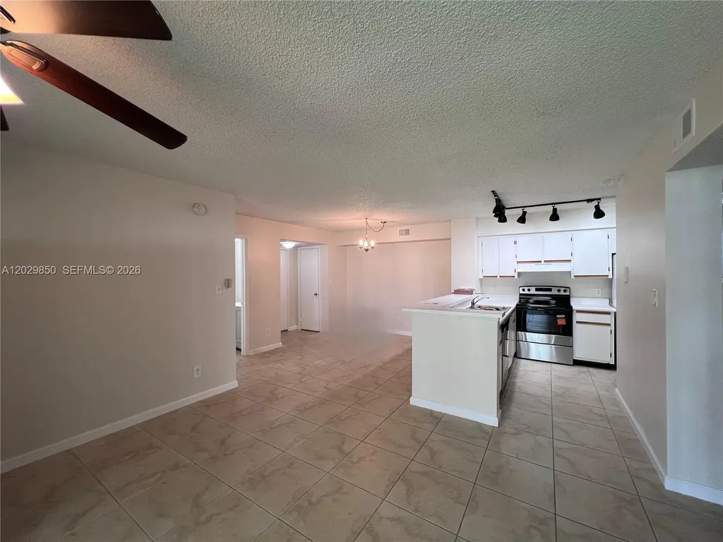 640 S Park Road Hollywood FL 33021