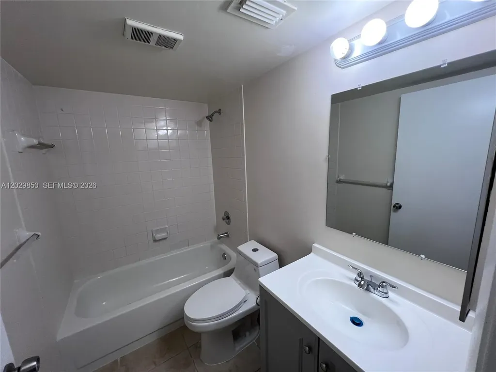 640 S Park Road Hollywood FL 33021