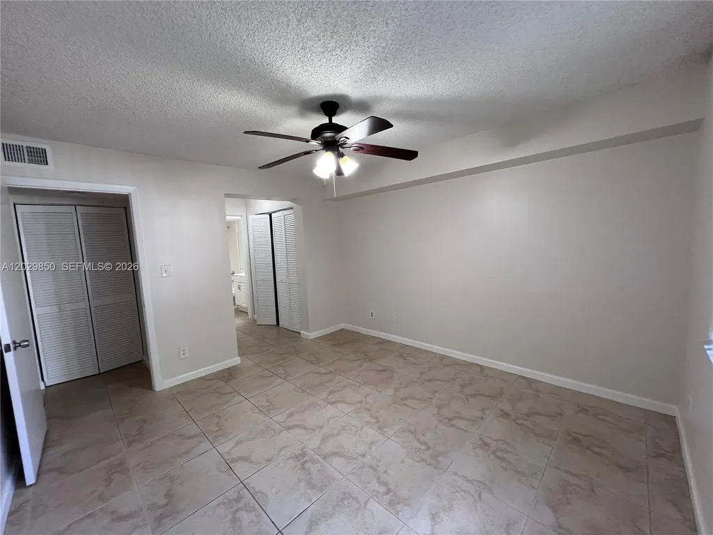 640 S Park Road Hollywood FL 33021