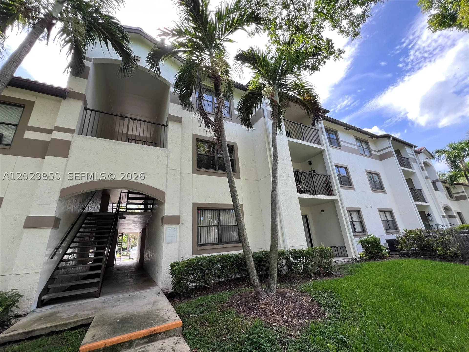640 S Park Road Hollywood FL 33021