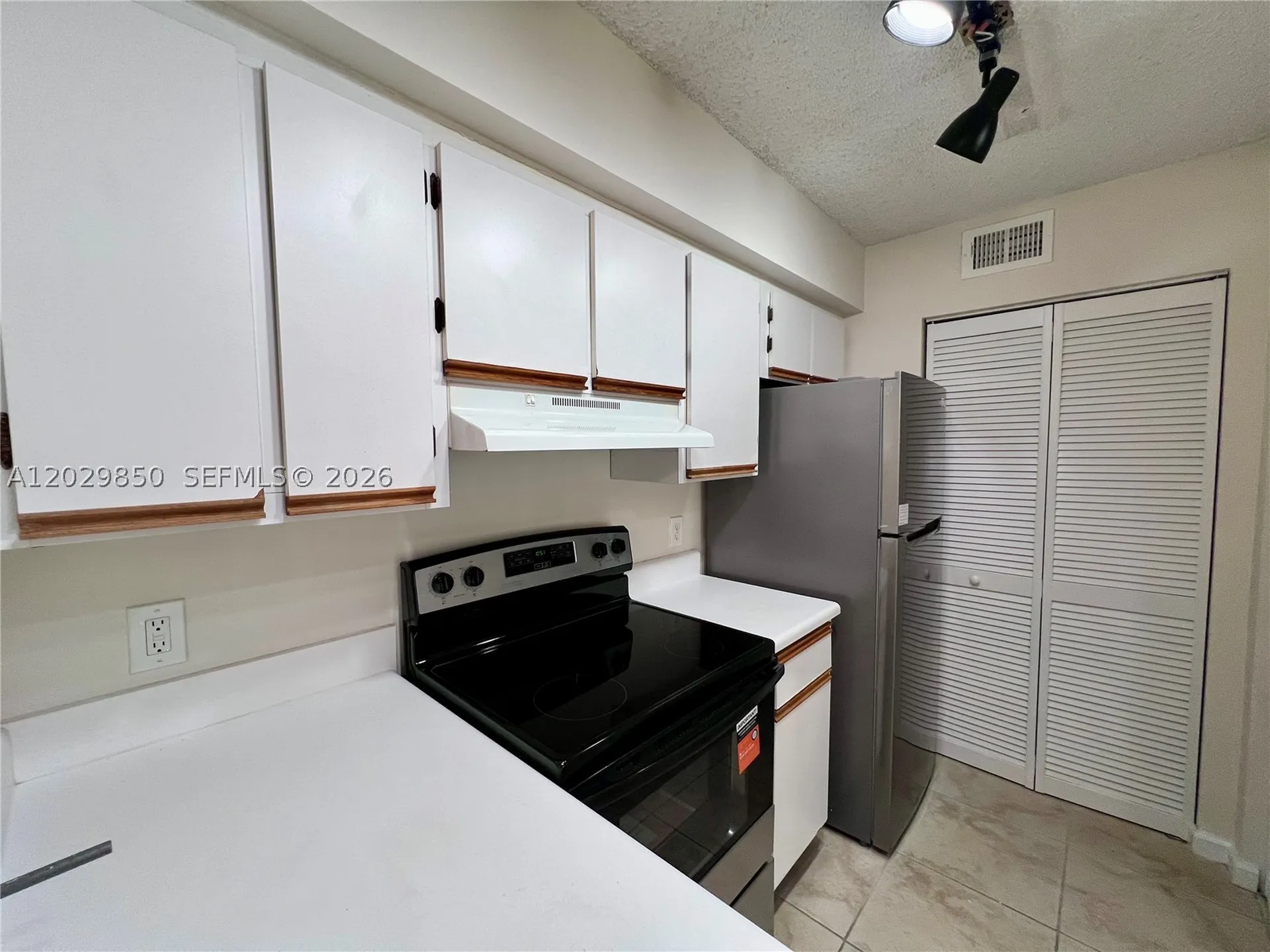 640 S Park Road Hollywood FL 33021