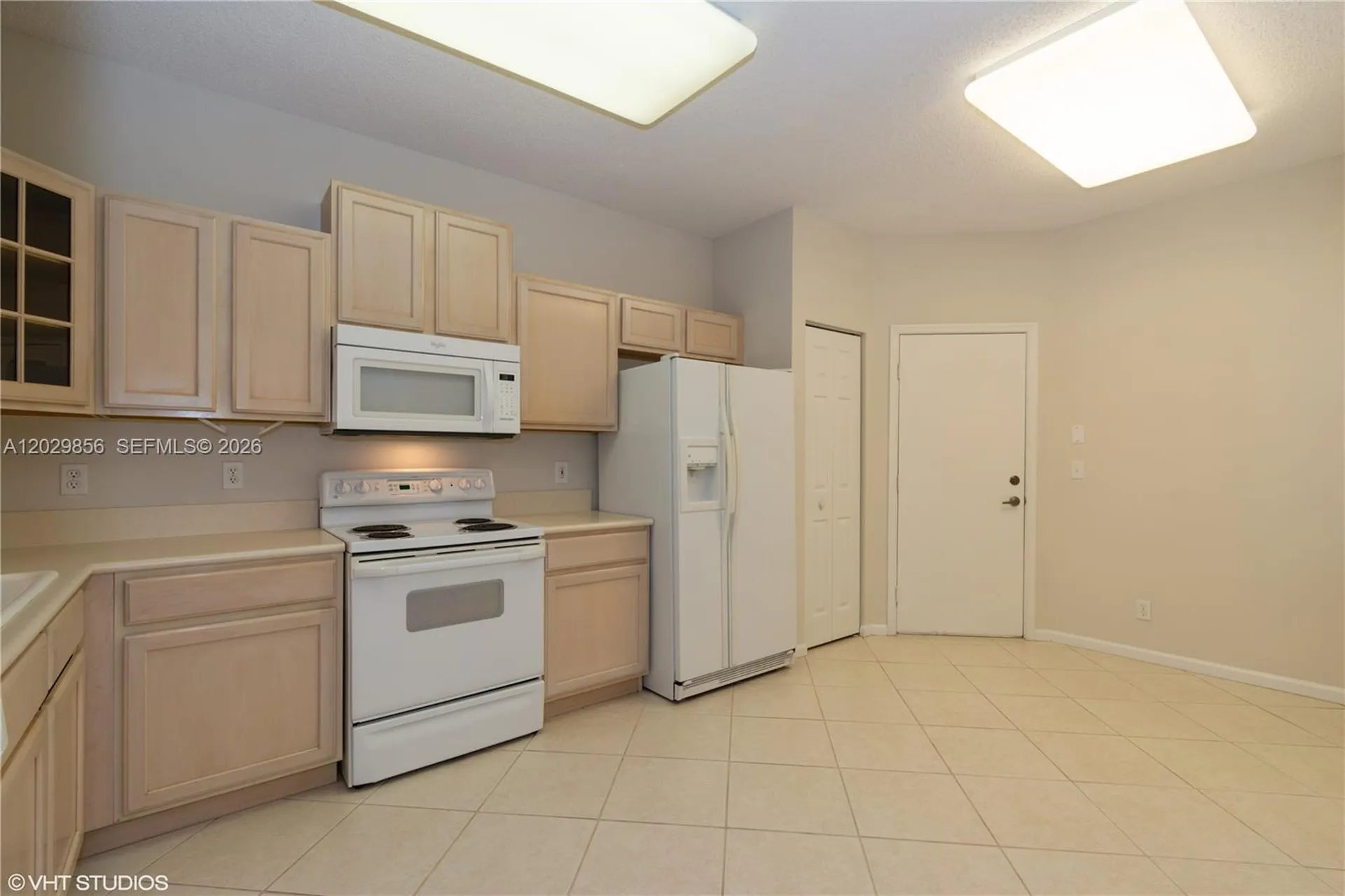 8272 Via Serena Boca Raton FL 33433