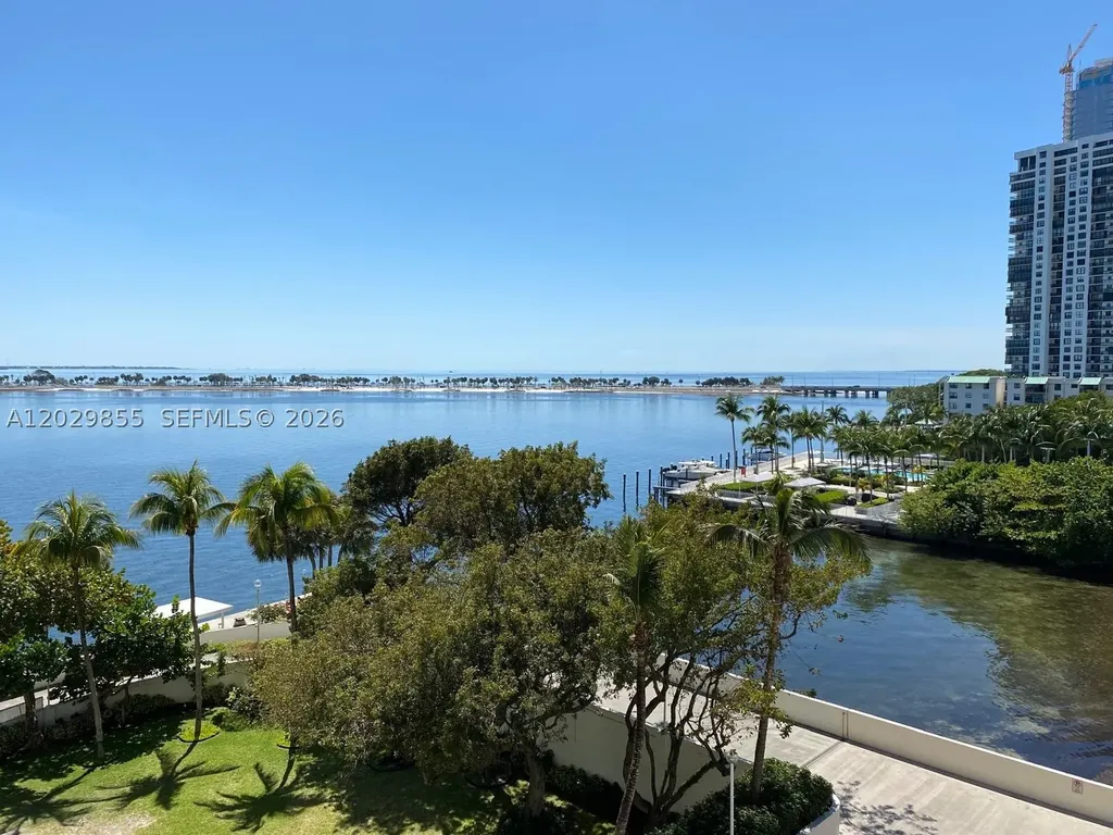 1925 Brickell Avenue Miami FL 33129
