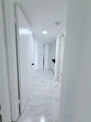 1925 Brickell Avenue Miami FL 33129