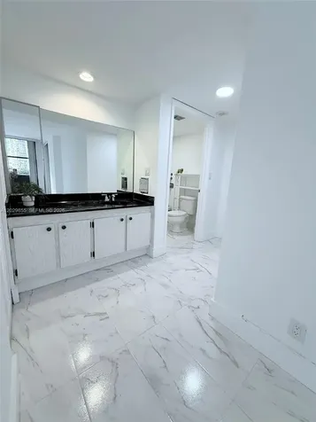 1925 Brickell Avenue Miami FL 33129