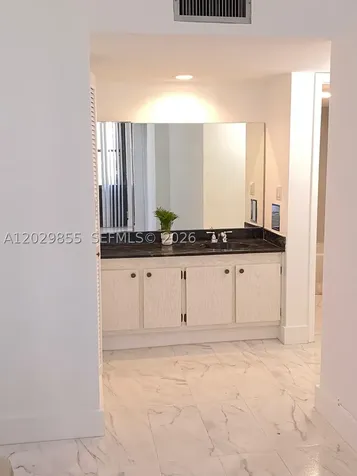 1925 Brickell Avenue Miami FL 33129
