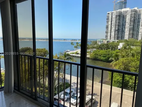 1925 Brickell Avenue Miami FL 33129