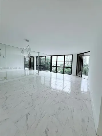 1925 Brickell Avenue Miami FL 33129