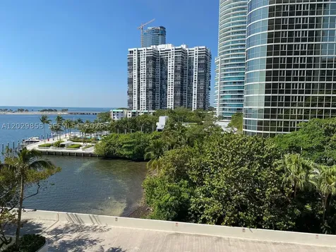 1925 Brickell Avenue Miami FL 33129