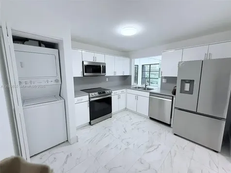 1925 Brickell Avenue Miami FL 33129